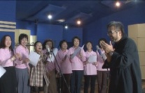 郭蓉演唱《生命的禮物》 音樂(lè)人鮑比達(dá)落淚譜曲
