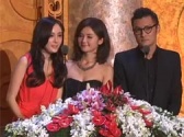 楊冪紅色裙裝亮相 攜余文樂頒發(fā)最佳數(shù)字電影獎